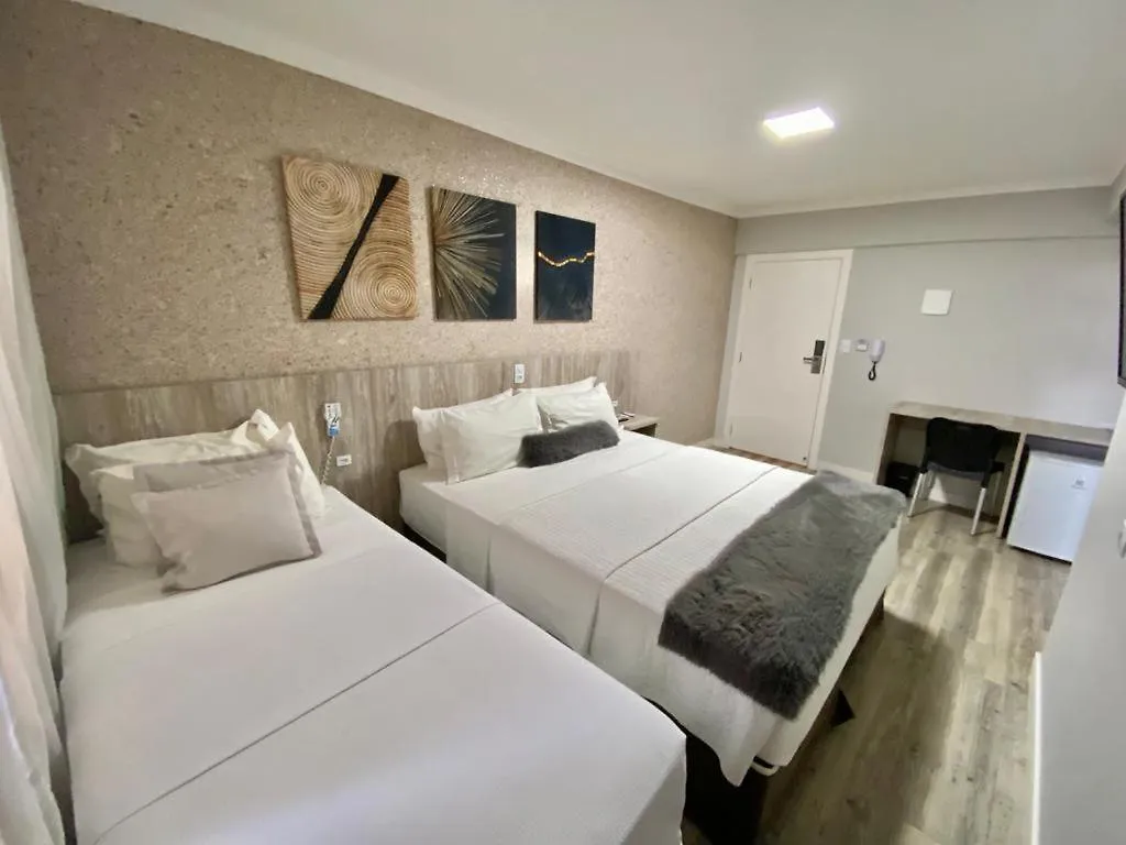 Navega Beach Palace Hotel 纳韦甘蒂斯